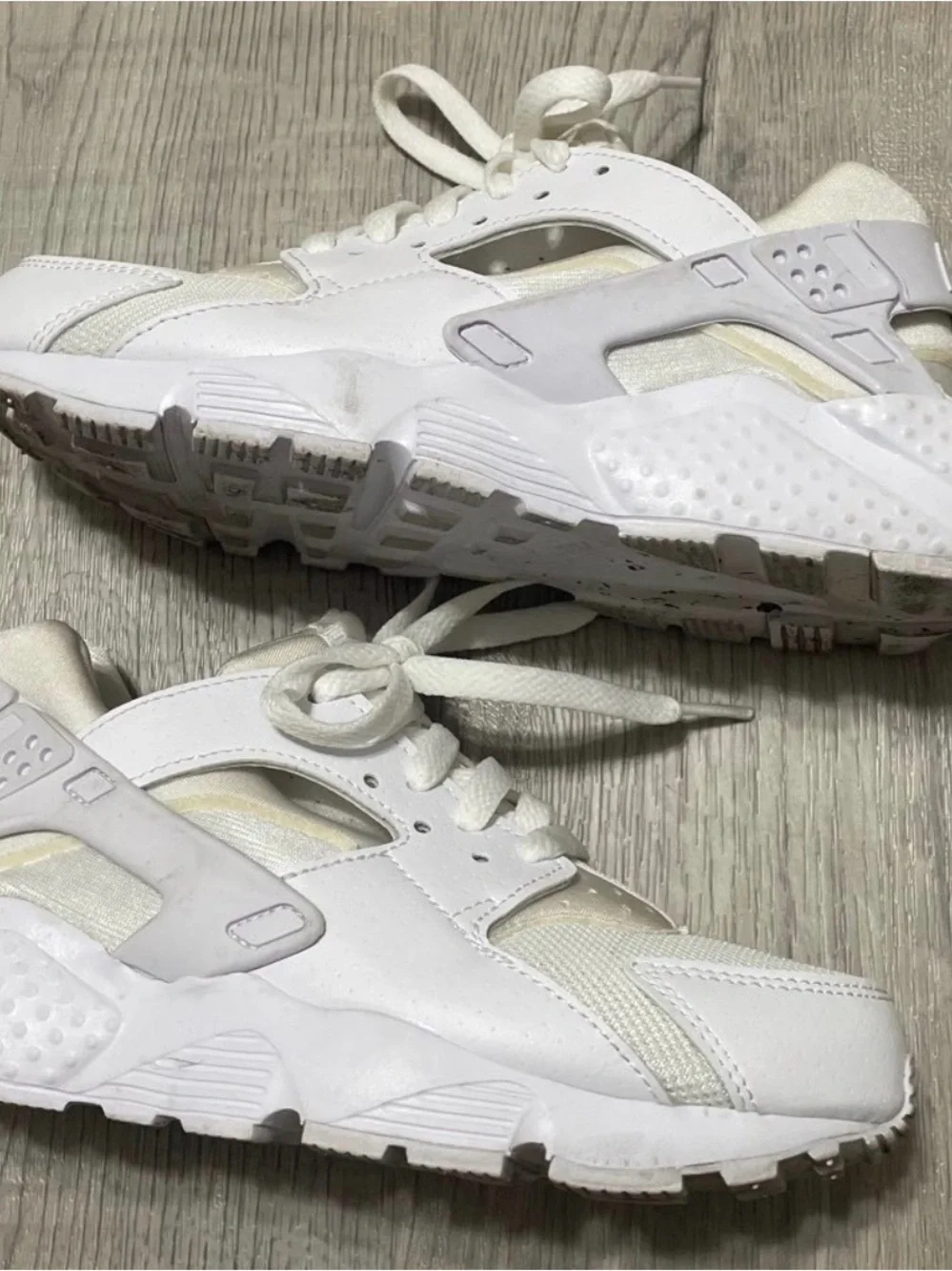 Nike All-White Sneakers - Huarache
